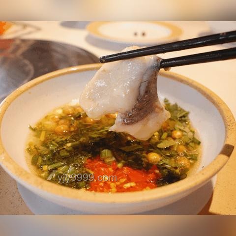女子深夜花椒泡脚险晕厥案例研究